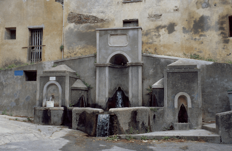 Fontaine de Stazzona